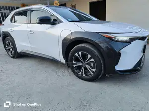 Toyota bZ4X 2023 White