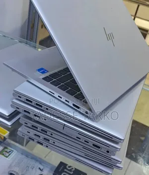 New Laptop HP EliteBook 830 G8 16GB Intel Core i5 SSD 512GB