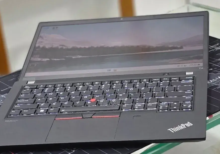 New Laptop Lenovo ThinkPad T14 16GB Intel Core i7 SSD 256GB