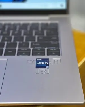 New Laptop HP EliteBook 840 G10 16GB Intel Core i7 SSD 512GB