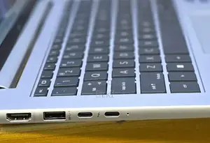 New Laptop HP EliteBook 840 G10 16GB Intel Core i7 SSD 512GB