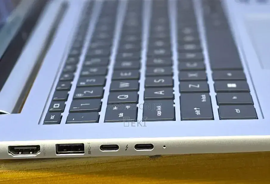 New Laptop HP EliteBook 840 G10 16GB Intel Core i7 SSD 512GB