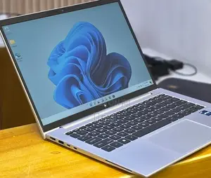 New Laptop HP EliteBook 840 G10 16GB Intel Core i7 SSD 512GB