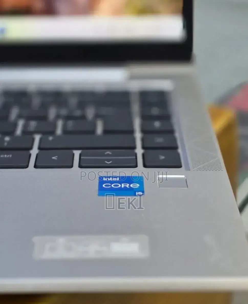 New Laptop HP EliteBook 840 G8 16GB Intel Core i5 SSD 512GB