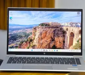 New Laptop HP EliteBook 840 G8 16GB Intel Core i5 SSD 512GB