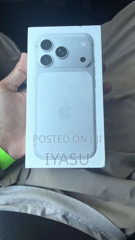 New Apple iPhone 17 Pro 256 GB White