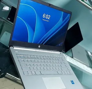 New Laptop HP 8GB Intel Core i3 SSD 256GB