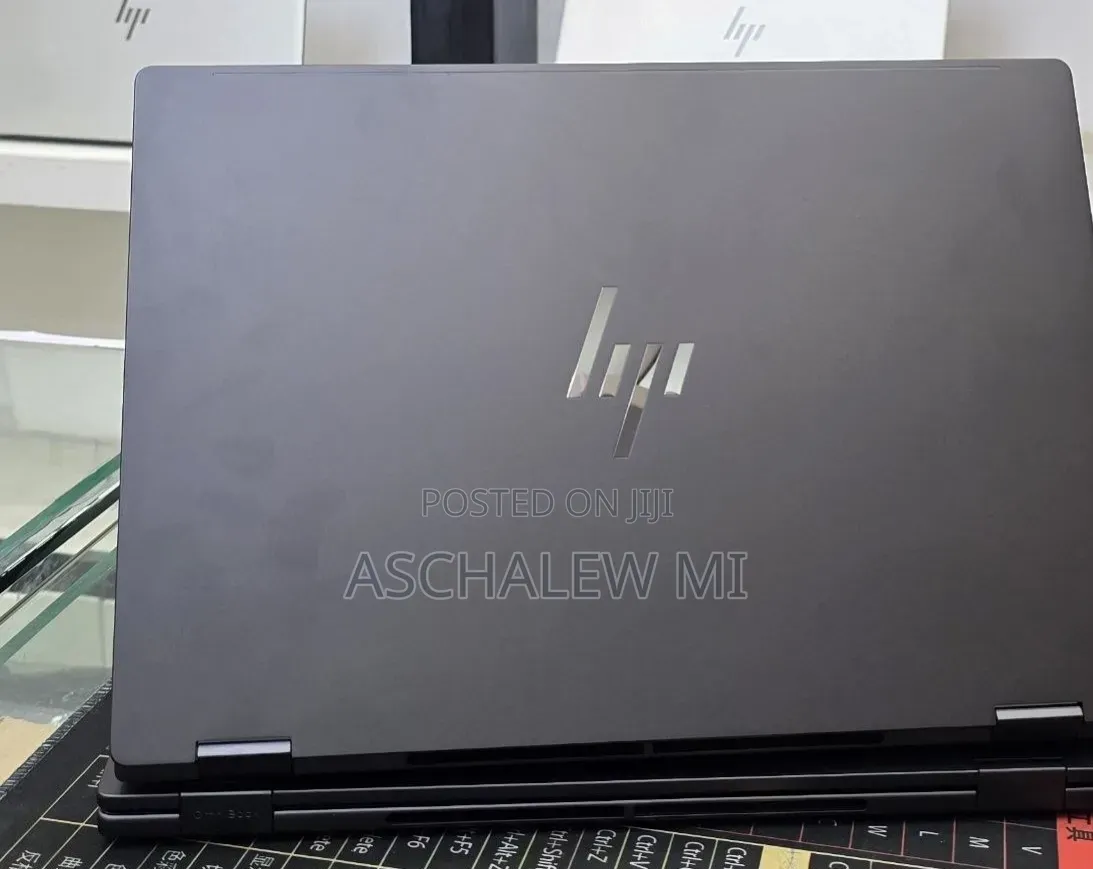 New Laptop HP OmniBook 5 16" 16GB Intel Core Ultra 7 SSD 1T