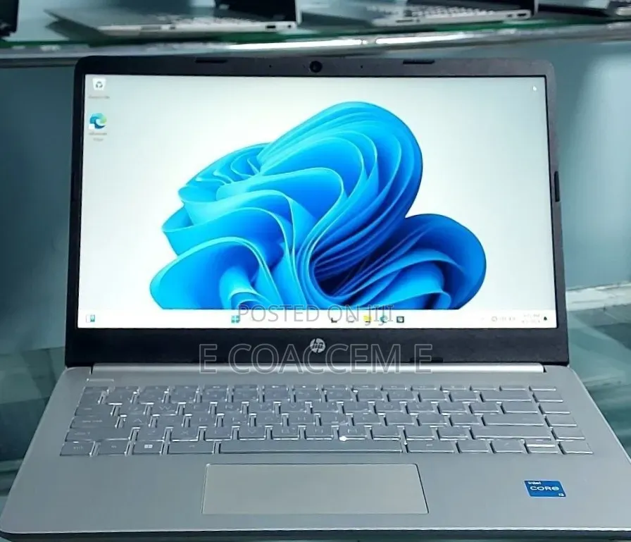New Laptop HP Stream Notebook 8GB Intel Core i3 SSD 256GB