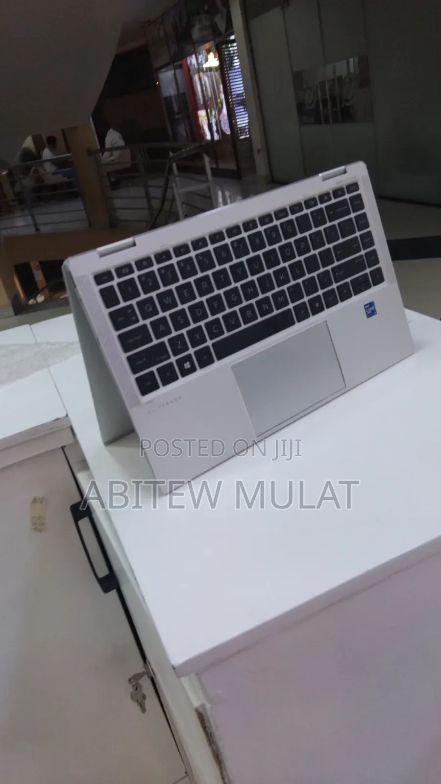 New Laptop HP EliteBook 1040 G8 16GB Intel Core i7 SSD 512GB