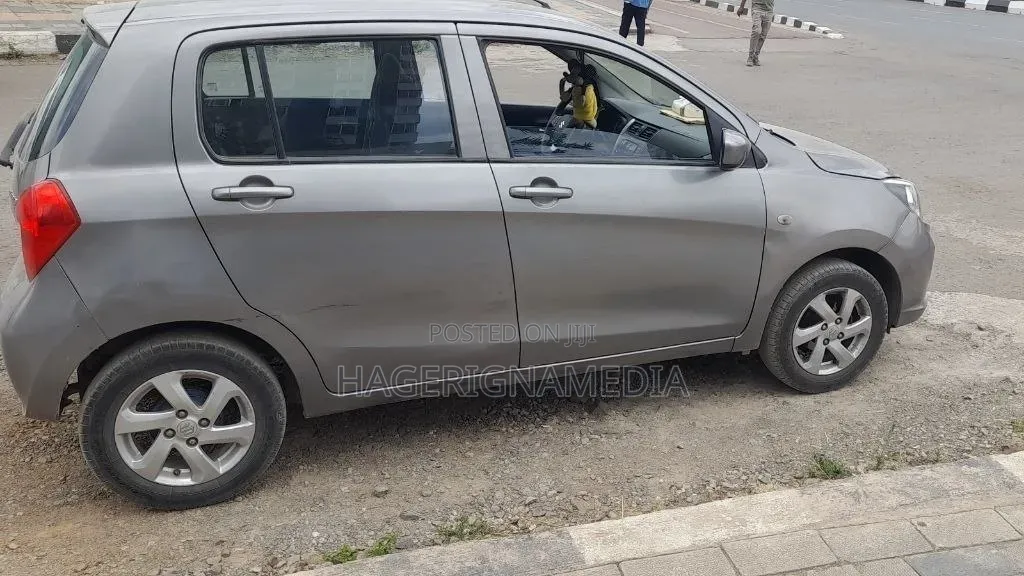 Suzuki Swift 2020 Gray