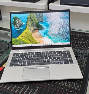 New Laptop HP 16GB AMD Ryzen 5 SSD 512GB