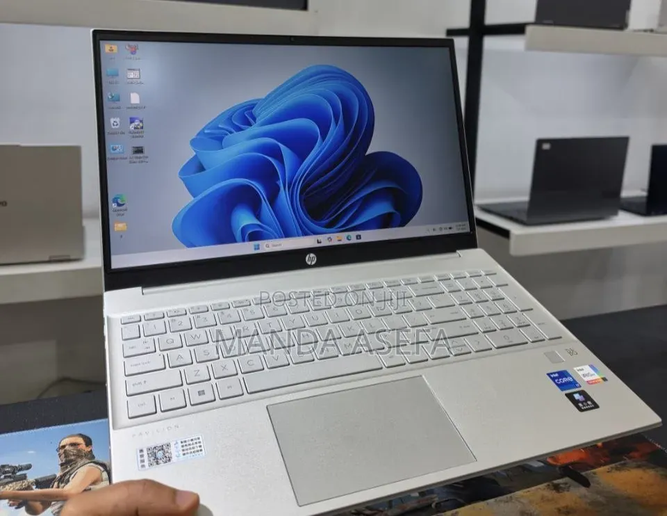 New Laptop HP Pavilion 15 16GB Intel Core i7 SSD 1T