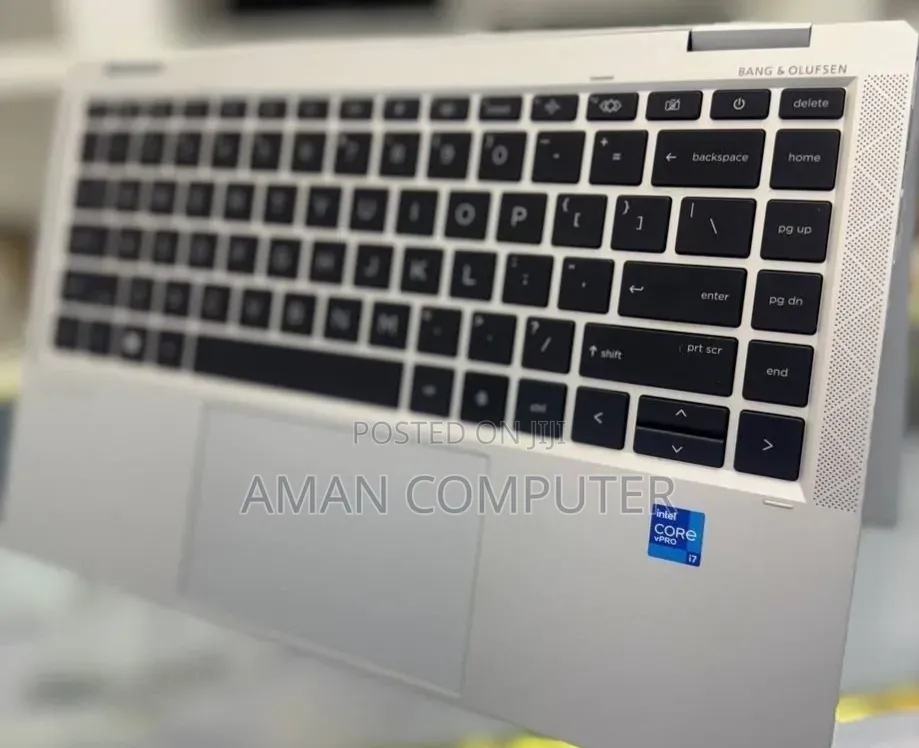 New Laptop HP EliteBook 1040 G8 32GB Intel Core i7 SSD 512GB