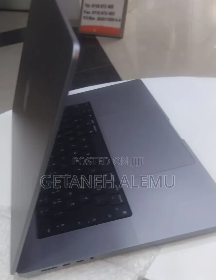 New Laptop Apple MacBook Pro 2021 M1 Max 64GB Apple M1 Max SSD 1T