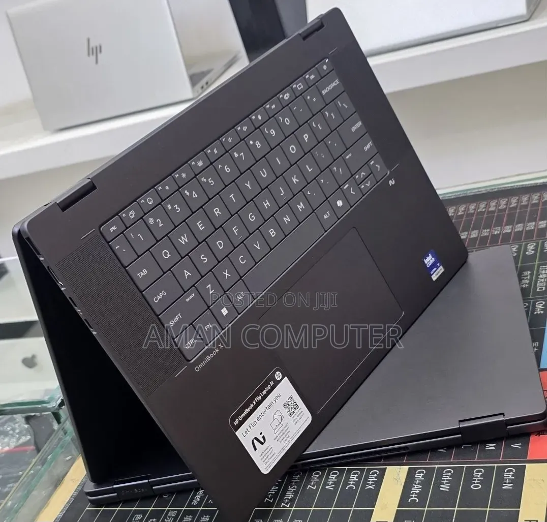 New Laptop HP OmniBook 5 Flip 16GB Intel Core Ultra 7 SSD 1T