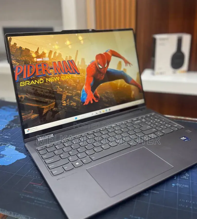 New Laptop Lenovo Yoga 7 15ITL5 16GB Intel Core Ultra 7 SSD 512GB