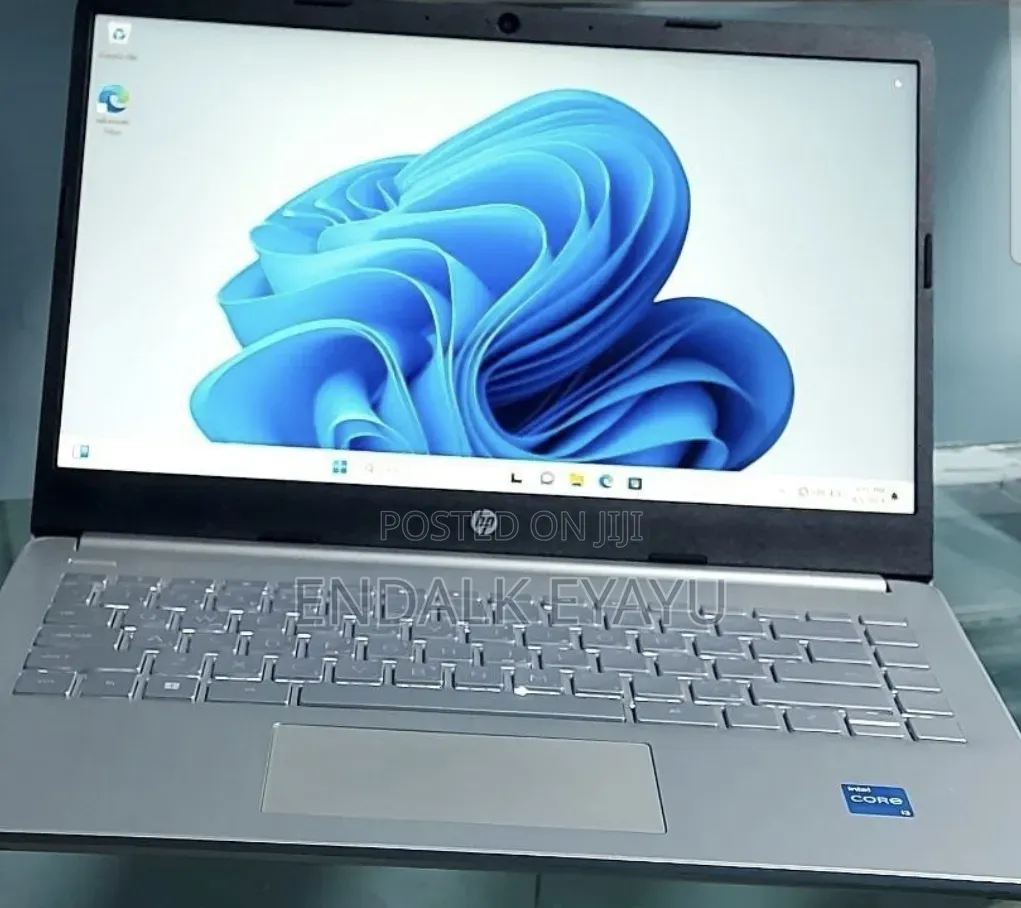 New Laptop HP 8GB Intel Core i3 SSD 256GB