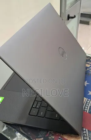 New Laptop Dell Precision 5550 16GB Intel Core i7 SSD 512GB