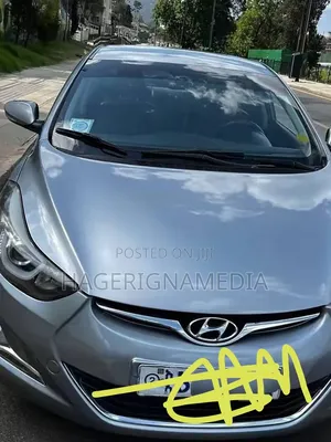 Hyundai Avante 2013 Silver