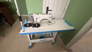 Lockstitch Machine