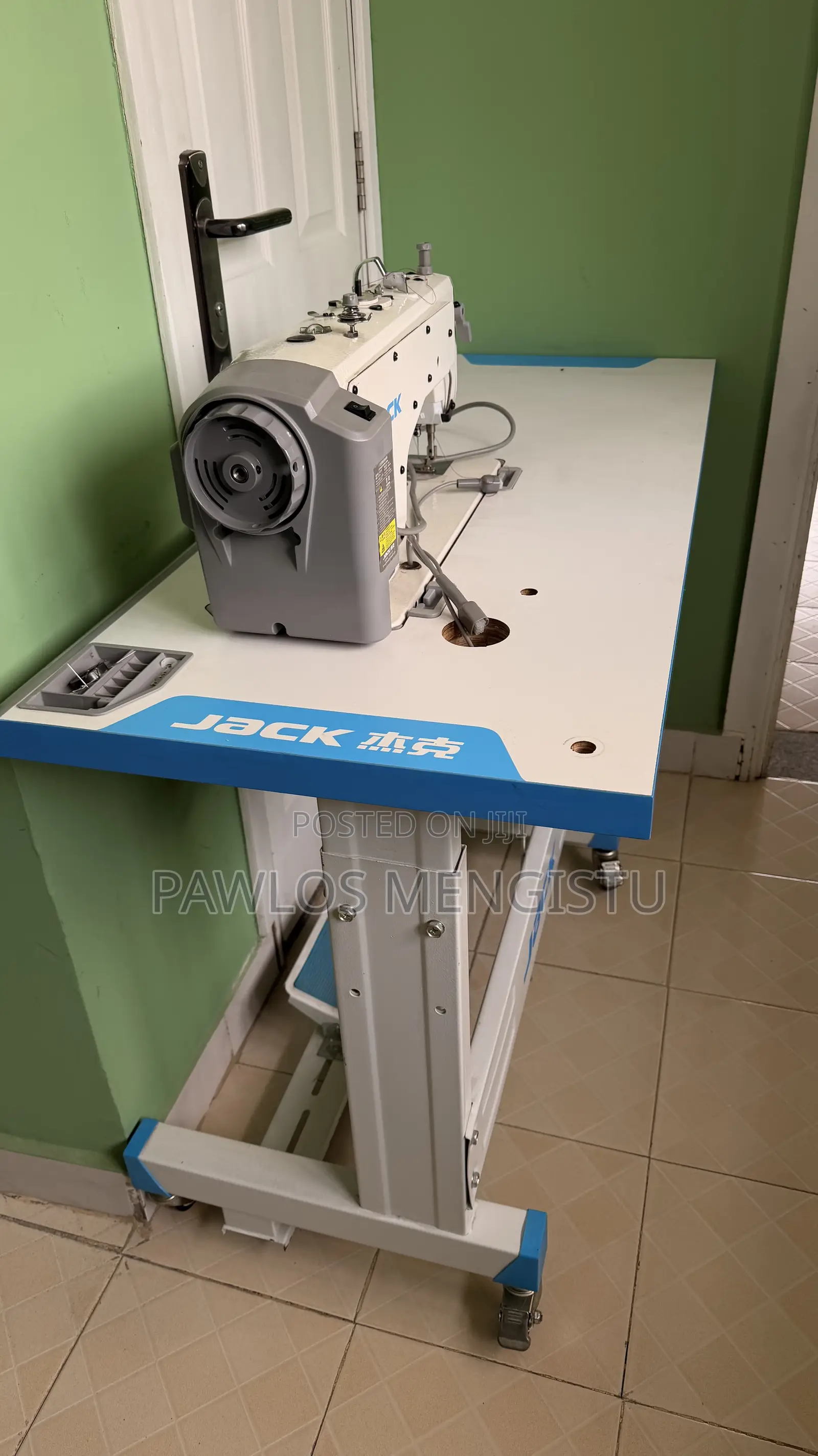 Lockstitch Machine