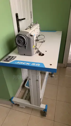 Lockstitch Machine