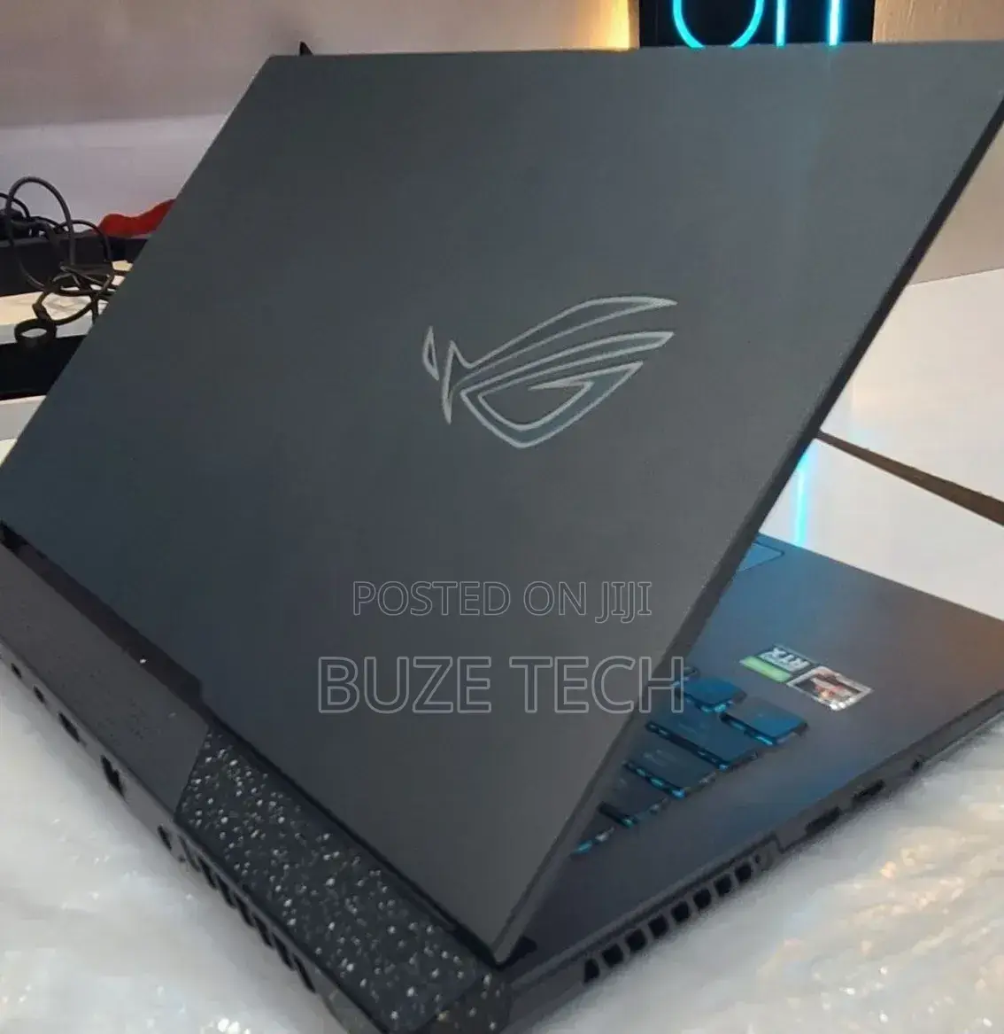 New Laptop Asus 16GB AMD Ryzen 7 SSD 512GB