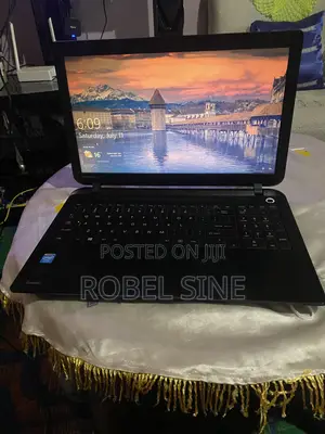 Laptop Toshiba Satellite C55 4GB Intel Celeron HDD 500GB