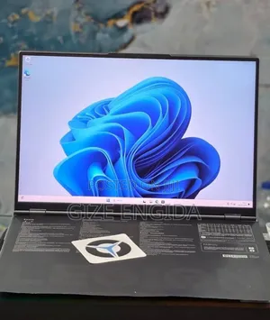 New Laptop Lenovo Legion 9 32GB AMD Ryzen 7 SSD 1T