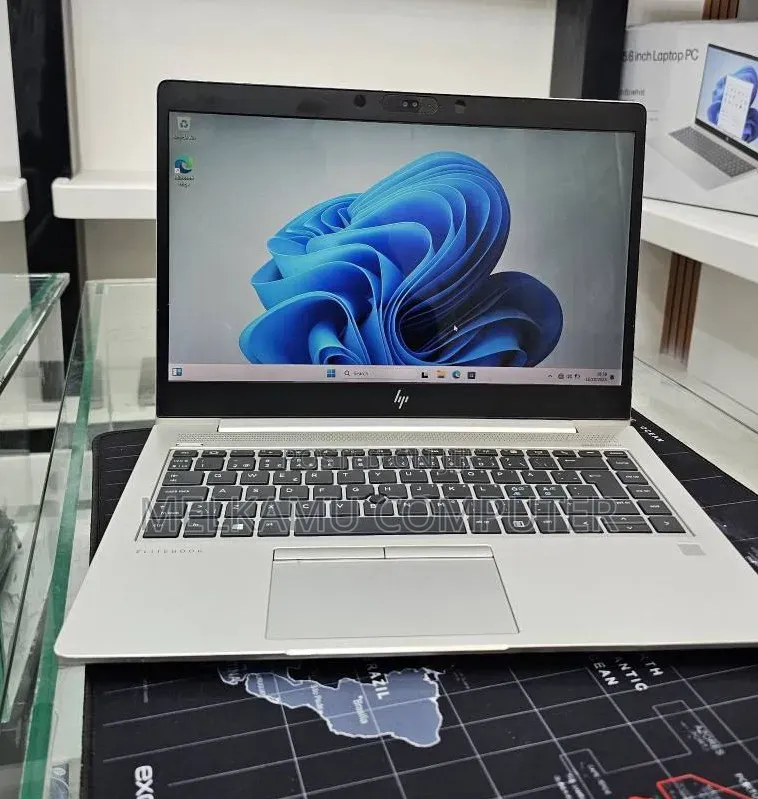 New Laptop HP EliteBook 840 G5 16GB Intel Core i5 SSD 512GB