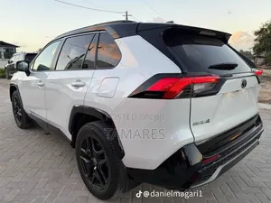 New Toyota RAV4 2025 White