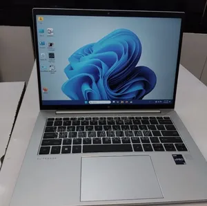 New Laptop HP EliteBook 840 10 16GB Intel Core i7 SSD 512GB