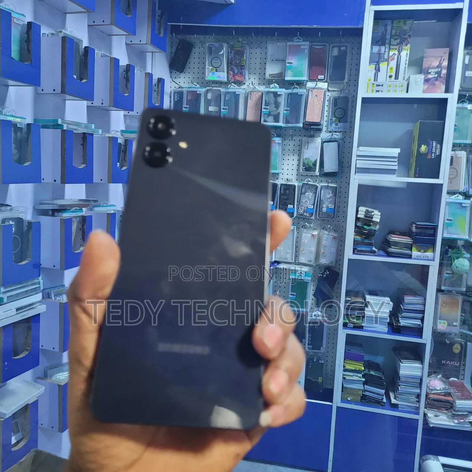New Samsung Galaxy A06 64 GB Black