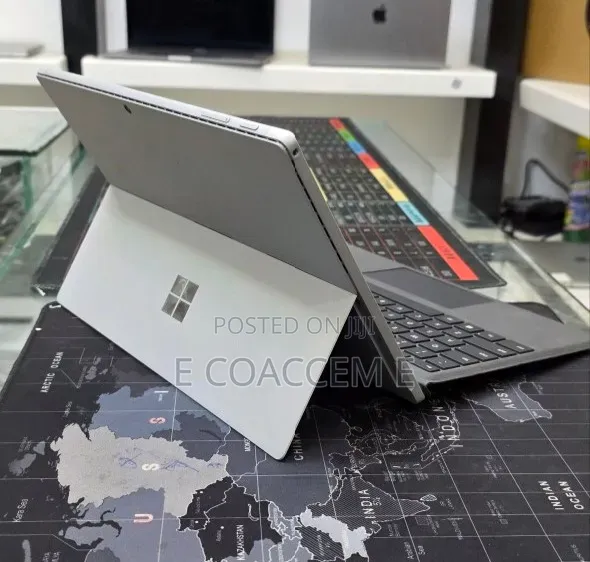 New Laptop Microsoft Surface 16GB Intel Core i7 SSD 512GB