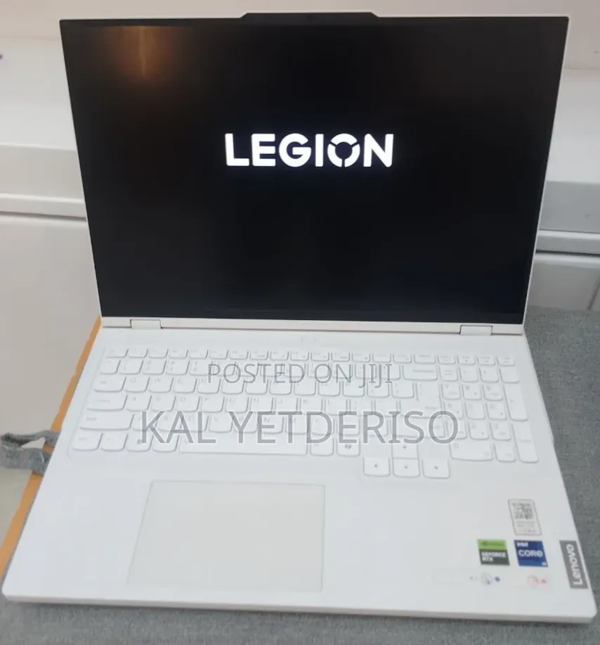 New Laptop Lenovo 16GB Intel Core i7 SSD 1T