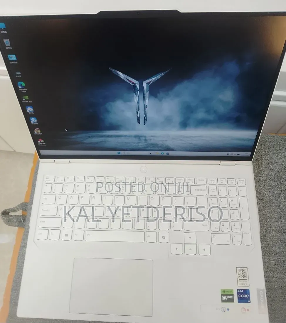 New Laptop Lenovo 16GB Intel Core i7 SSD 1T