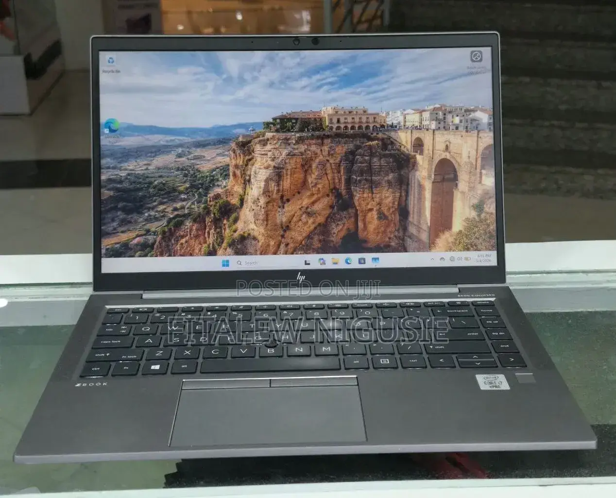New Laptop HP Zbook Fury 15 G7 16GB Intel Core i7 SSD 512GB