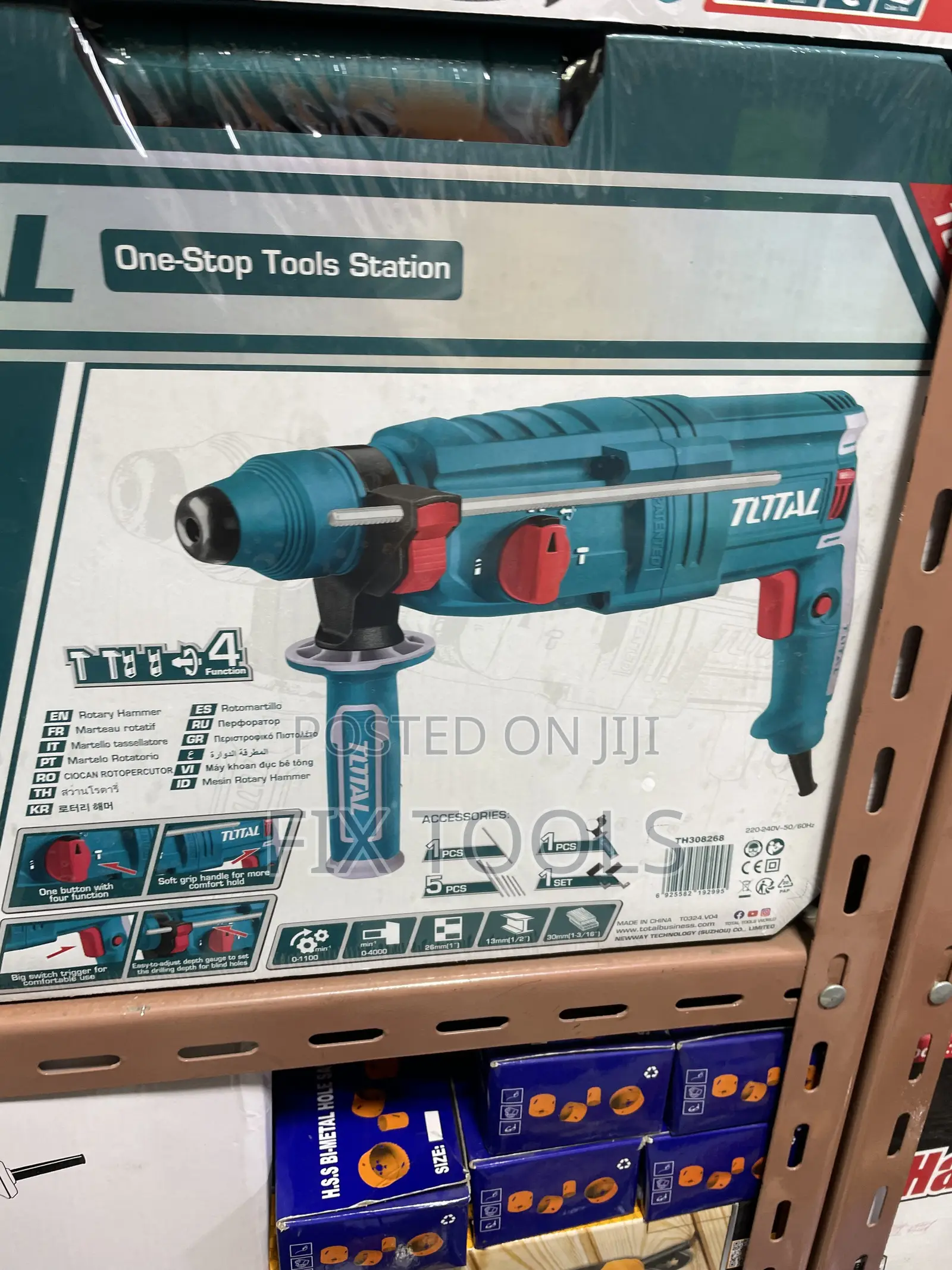 Total 800w Rotary Hammer, Model Th308268,