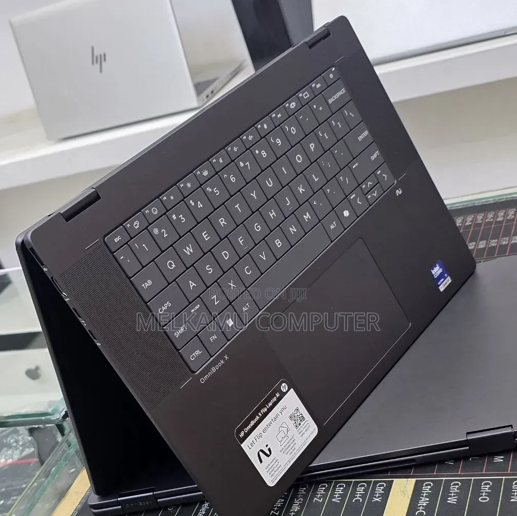 New Laptop HP OmniBook X Flip 16" 16GB Intel Core Ultra 7 SSD 1T