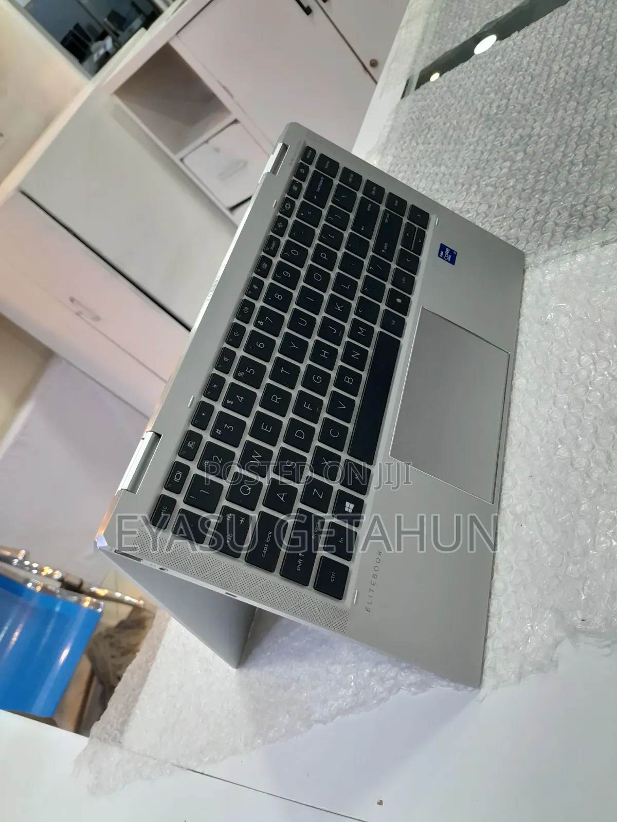 New Laptop HP EliteBook 1040 G8 16GB Intel Core i7 SSD 512GB