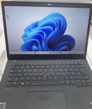 New Laptop Lenovo ThinkPad T14 16GB Intel Core i7 SSD 512GB