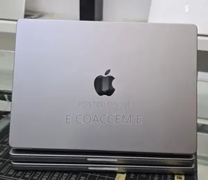 New Laptop Apple MacBook 32GB SSD 512GB