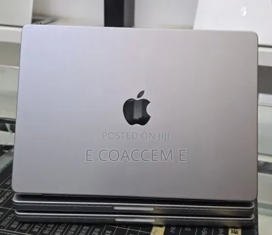 New Laptop Apple MacBook 32GB SSD 512GB