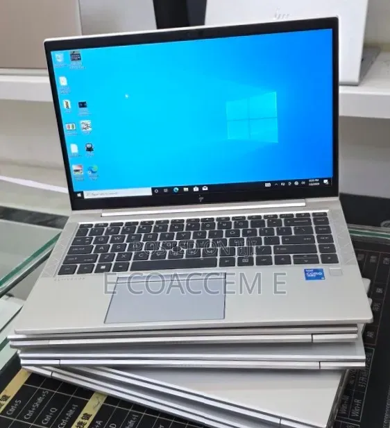 New Laptop HP 16GB Intel Core i5 SSD 512GB