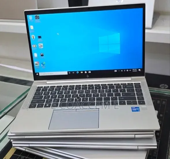 New Laptop HP 16GB Intel Core i5 SSD 512GB