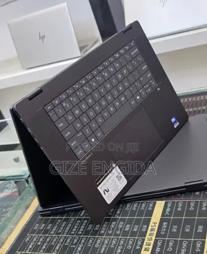 New Laptop HP OmniBook X Flip 16" 16GB Intel Core Ultra 7 SSD 1T