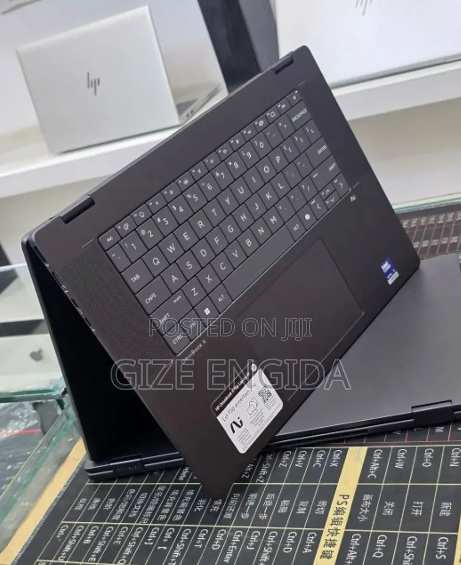 New Laptop HP OmniBook X Flip 16" 16GB Intel Core Ultra 7 SSD 1T