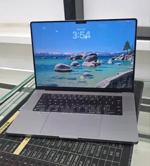 New Laptop Apple MacBook 32GB SSD 1T