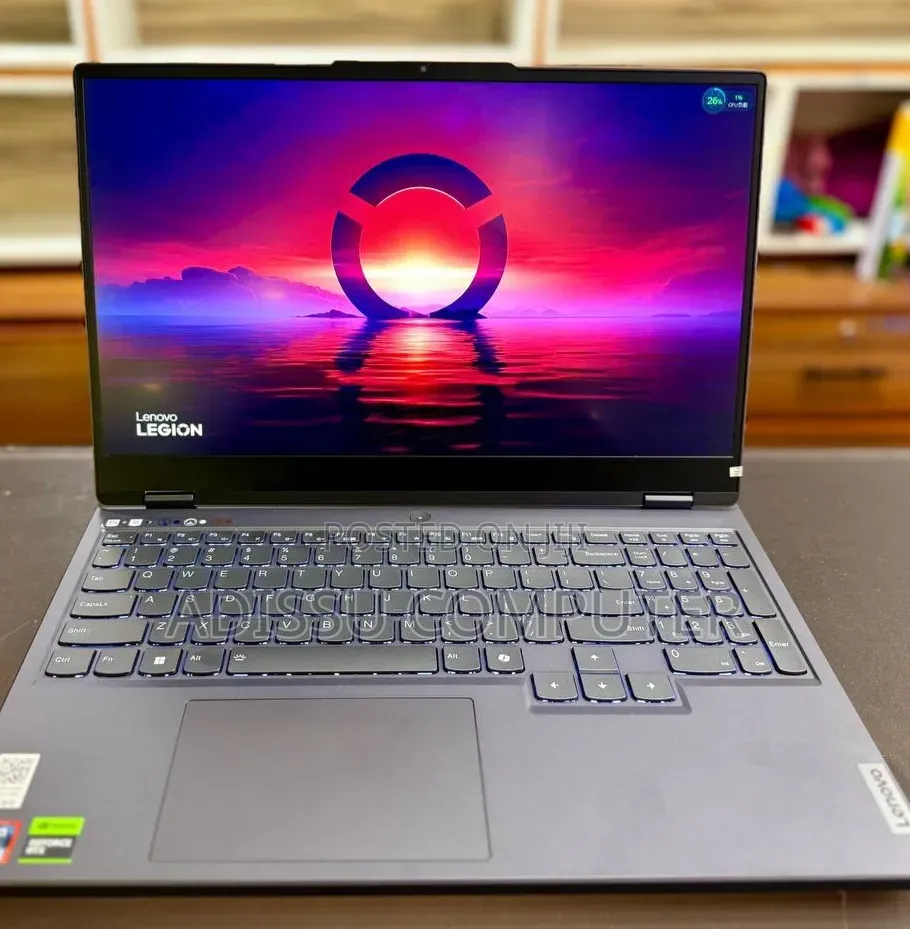 New Laptop Lenovo Legion Pro 7 16GB Intel Core i7 SSD 512GB